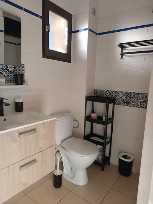 Studio Renove Dans Residence De Vacances Avec Grande Piscine Chauffee, Parking Et Terrasse Agde Dış mekan fotoğraf